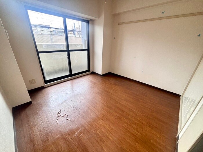 物件内観写真21　(居室)