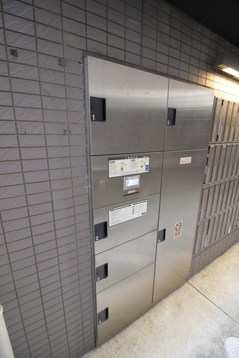 物件外観写真6　(建物設備)