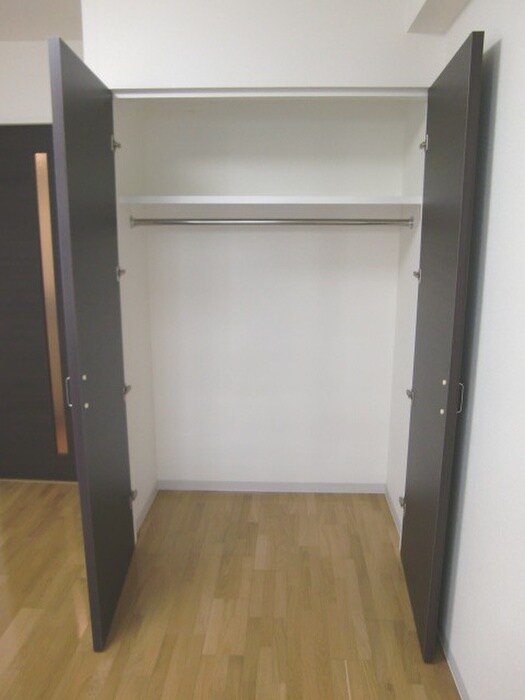 物件内観写真11　(収納)