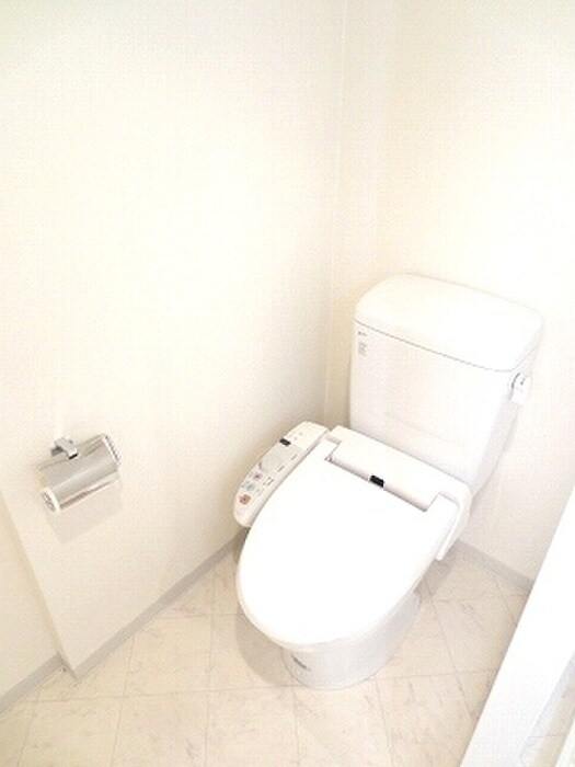 物件内観写真13　(トイレ)