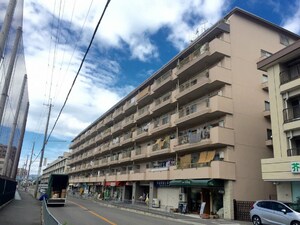 シャンティ高槻（511）外観写真