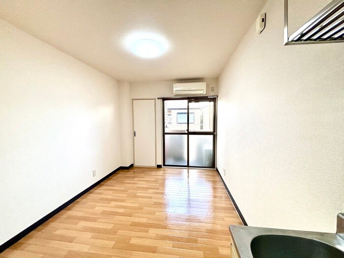 物件内観写真7　(居室)