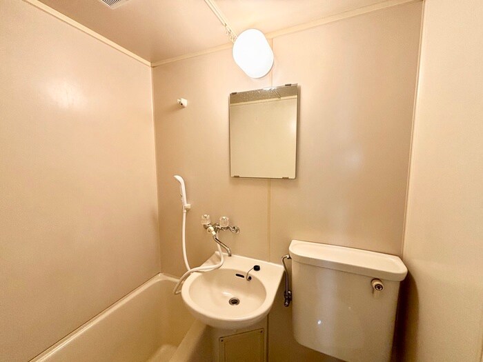 物件内観写真10　(洗面)