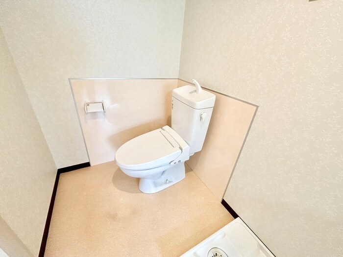 物件内観写真12　(トイレ)