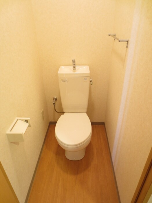 物件内観写真12　(トイレ)