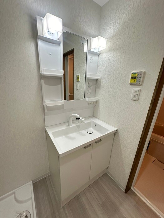 物件内観写真8　(洗面)