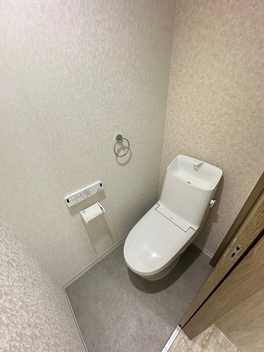 物件内観写真10　(トイレ)