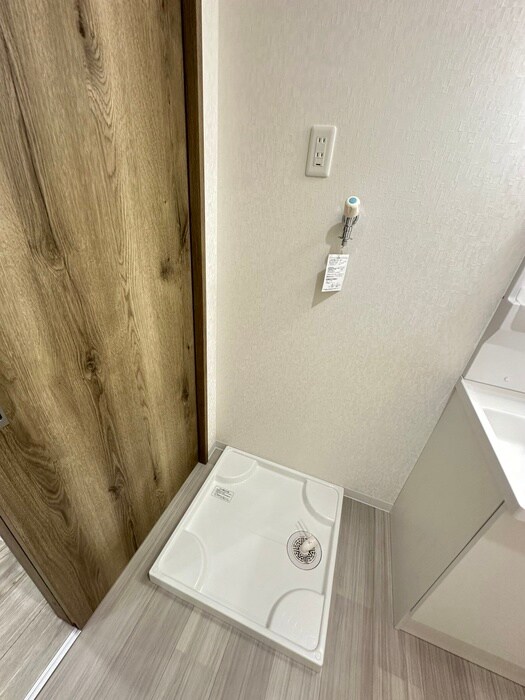 物件内観写真11　(洗濯機置場)