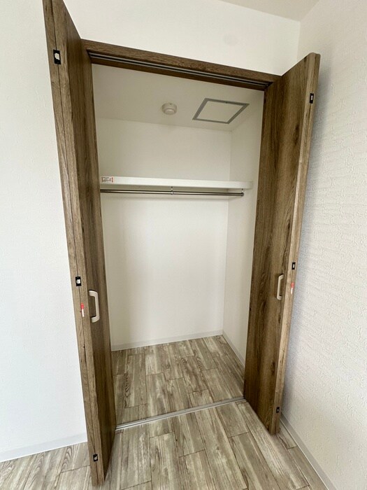 物件内観写真16　(収納)