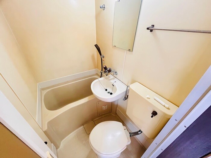 物件内観写真12　(バス／シャワールーム等)