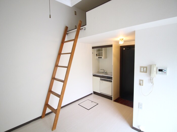 物件内観写真16　(ロフト)