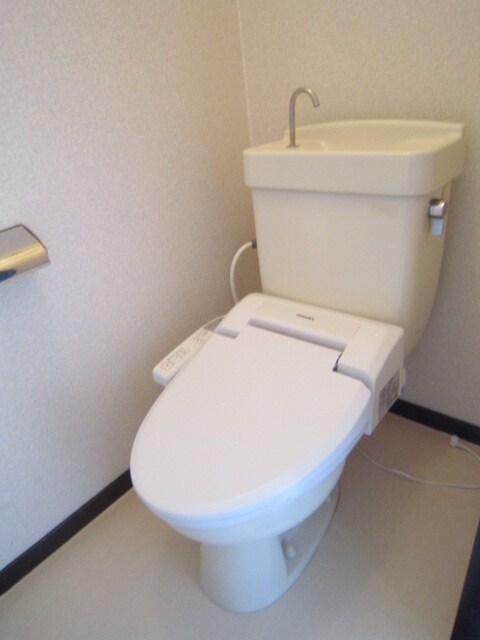 物件内観写真9　(トイレ)