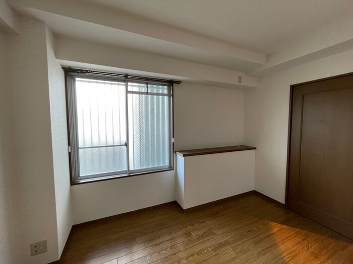 物件内観写真10　(居室)