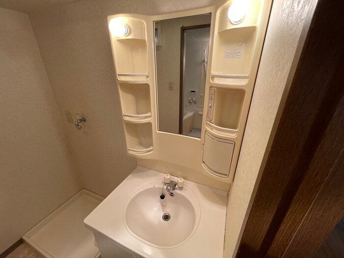 物件内観写真14　(洗面)