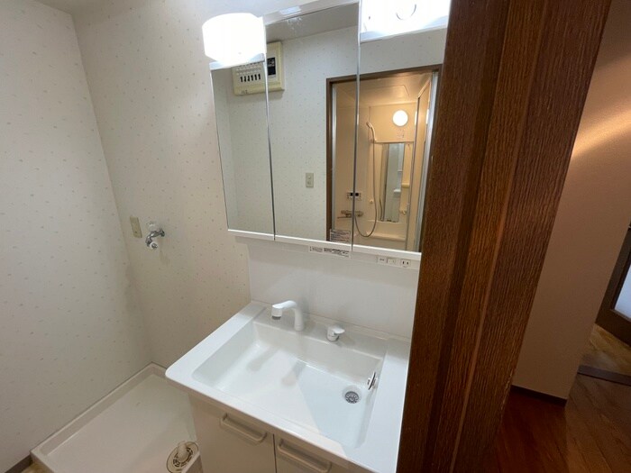 物件内観写真17　(洗面)