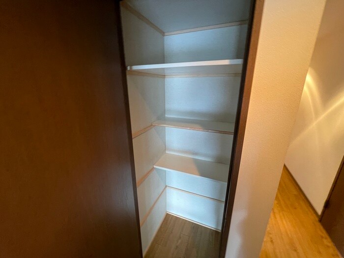 物件内観写真18　(洗面)