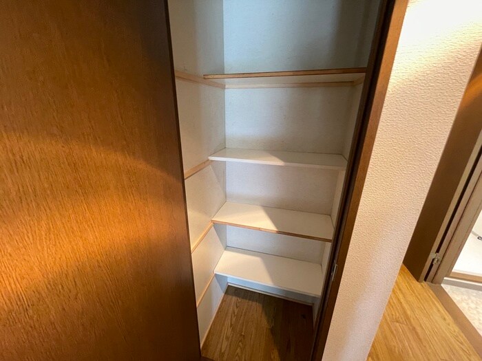 物件内観写真21　(収納)