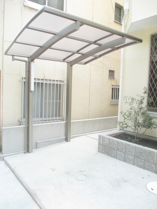 物件外観写真6　(駐輪場)