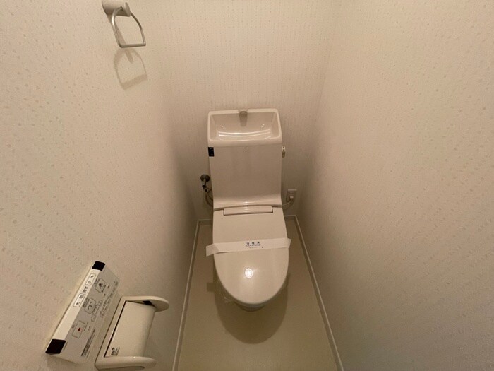 物件内観写真13　(トイレ)