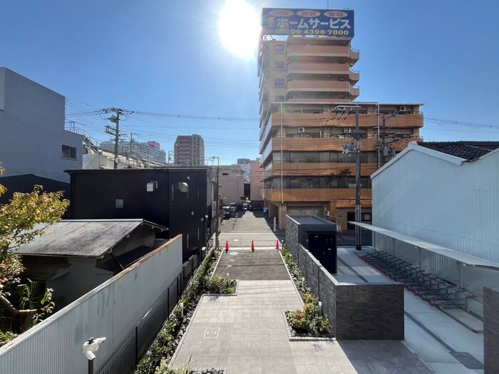 物件内観写真15　(室内からの展望)