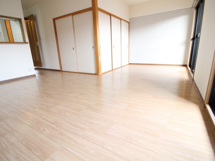 物件内観写真14　(居室)