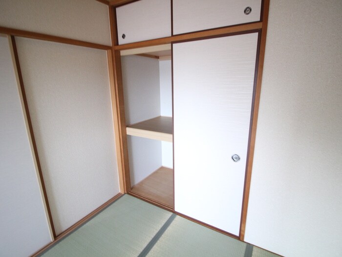 物件内観写真21　(収納)