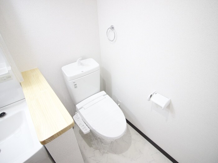 物件内観写真10　(トイレ)