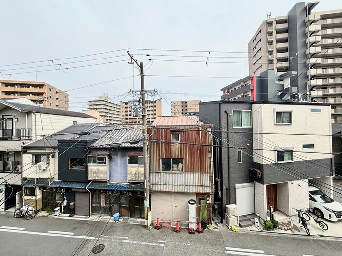 物件内観写真20　(室内からの展望)