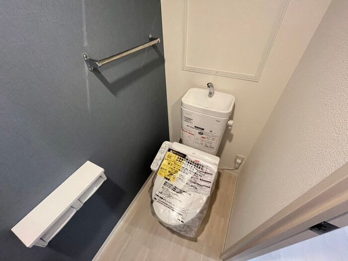 物件内観写真9　(トイレ)