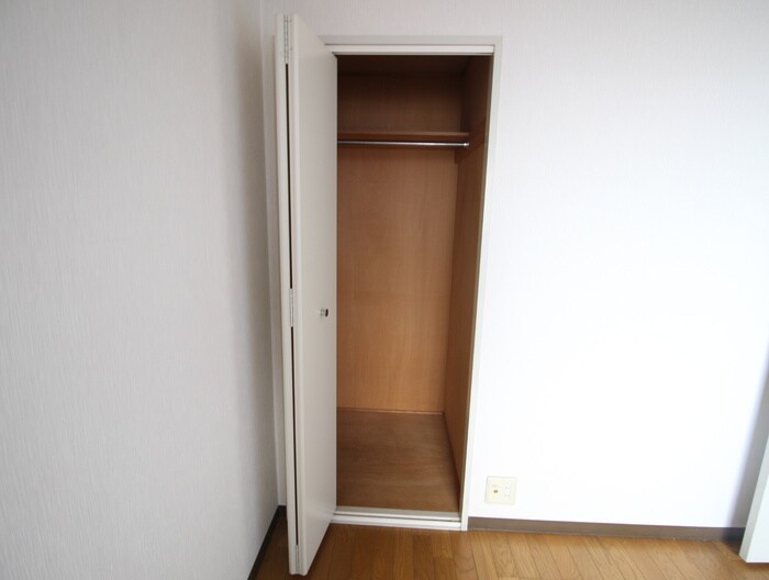 物件内観写真16　(収納)