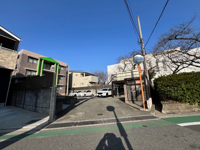 物件外観写真6　(周辺環境)