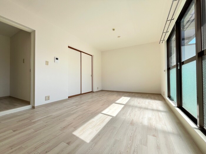 物件内観写真10　(居室)