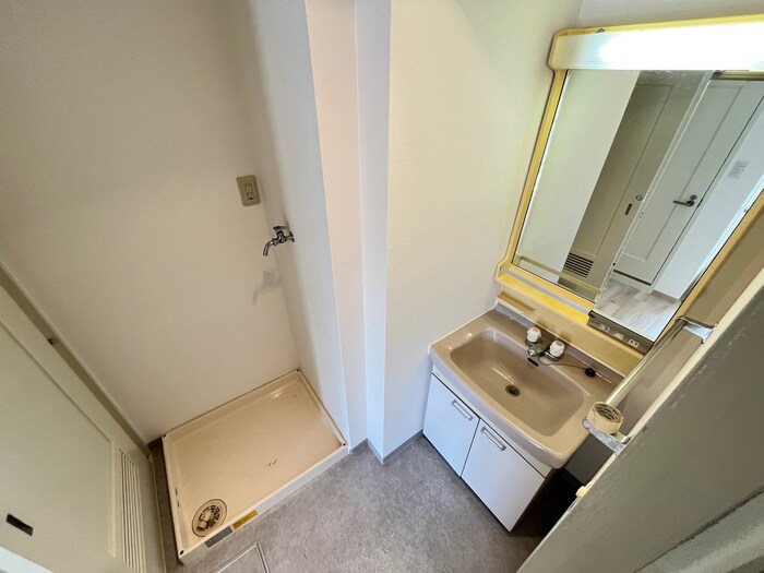 物件内観写真11　(洗面)