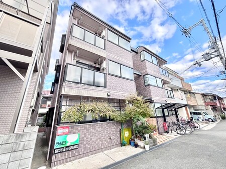ソレア－ドデラカ－サ外観写真