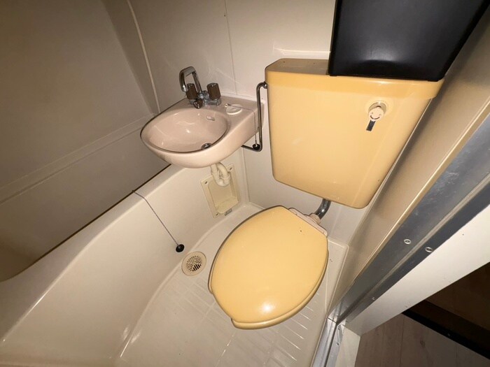 物件内観写真12　(トイレ)