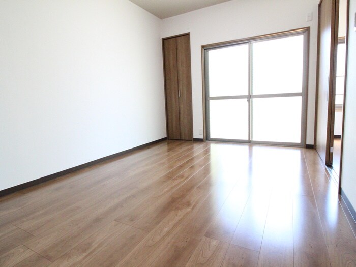 物件内観写真22　(居室)