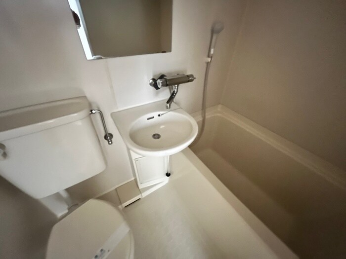 物件内観写真13　(洗面)