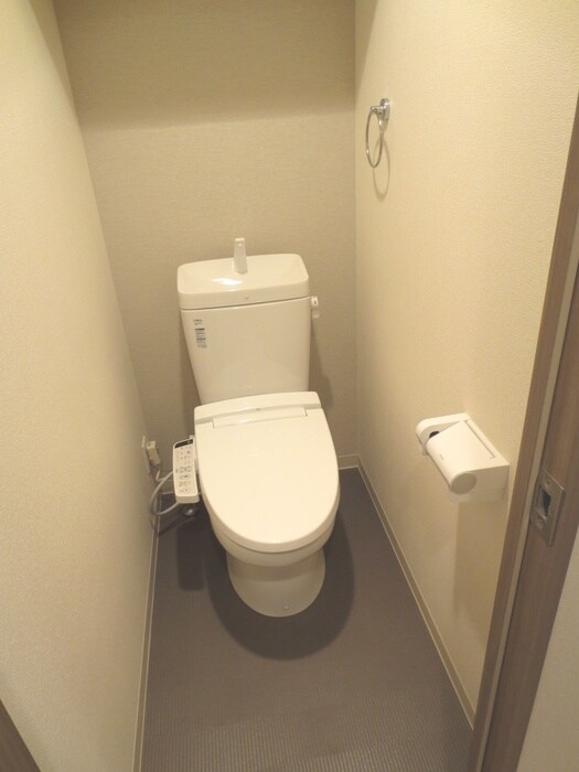 物件内観写真9　(トイレ)