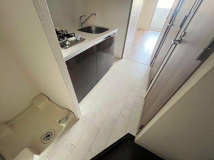 物件内観写真16　(廊下)