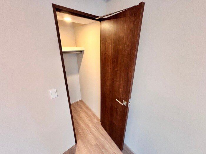 物件内観写真13　(収納)