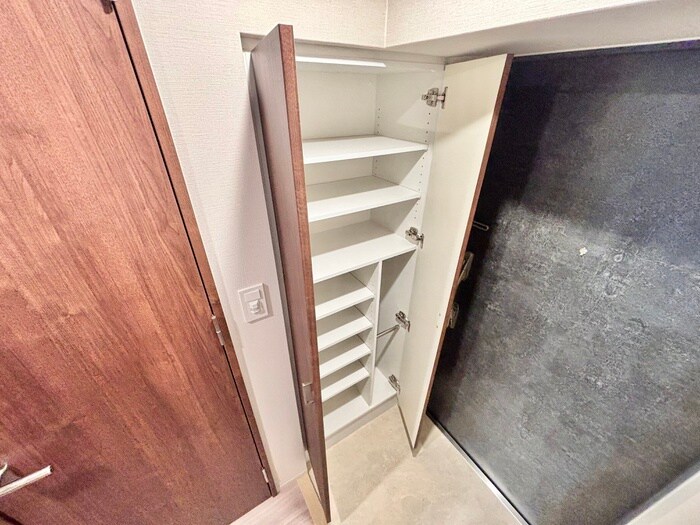 物件内観写真14　(靴箱)