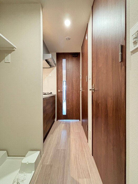 物件内観写真18　(廊下)