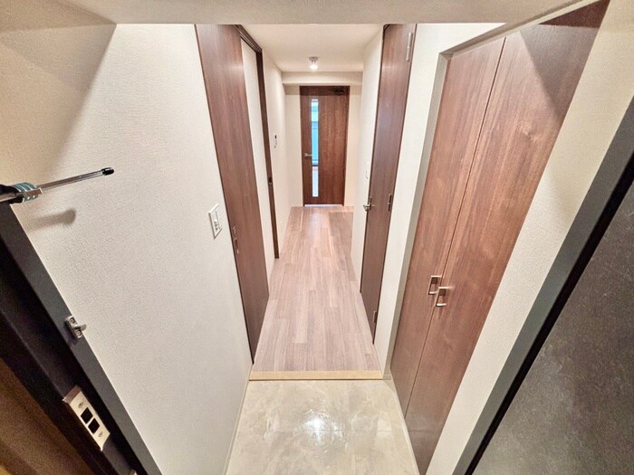 物件内観写真18　(廊下)