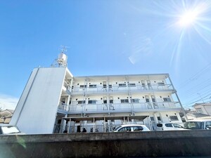 西川マンション外観写真