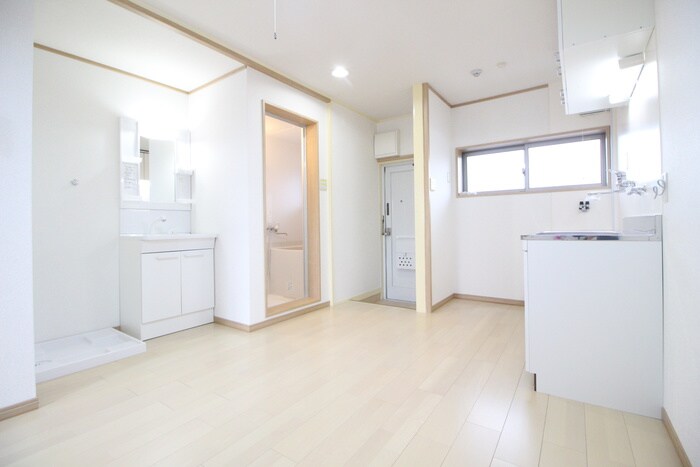 物件内観写真8　(居室)