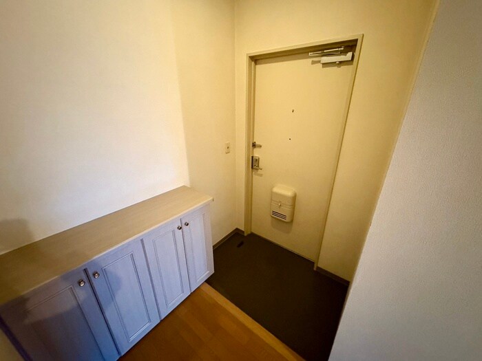 物件内観写真17　(玄関)
