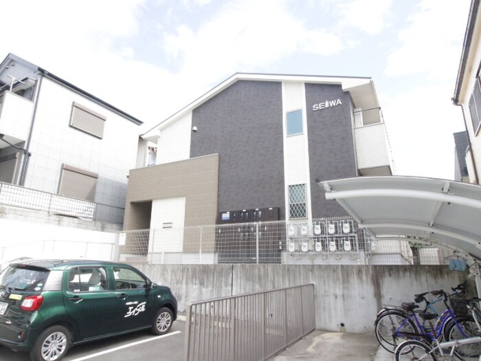 物件外観写真2　(駐車場)