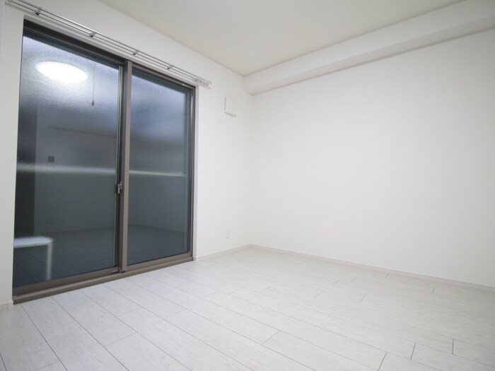 物件内観写真21　(室内からの展望)