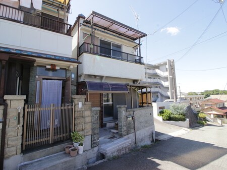谷八木戸建外観写真