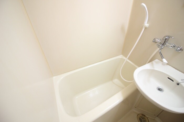 物件内観写真12　(バス／シャワールーム等)